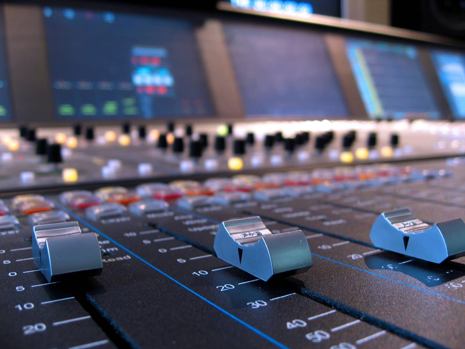 Audio visual case study. Mixer